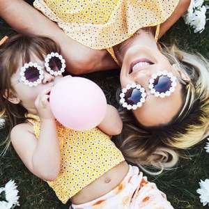 <span class=keywords><strong>Gafas</strong></span> de <span class=keywords><strong>Sol</strong></span> Infantiles con Diseño de Margarita, Estilo Retro <span class=keywords><strong>Boho</strong></span> 2025, <span class=keywords><strong>Gafas</strong></span> de <span class=keywords><strong>Sol</strong></span> con Forma de Flor de Margarita para Niños y Niñas - Product Image 5