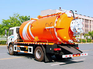 Camion d'aspiration des eaux usées, pompe à vide haute puissance, réservoir de grande capacité pour le nettoyage des égouts municipaux, élimination des boues, véhicule environnemental - Product Image 3