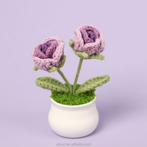ดอกกุหลาบโครเชต์ขนาดเล็กทำมือในกระถาง ต้นไม้ถักไหมพรม ของขวัญสำหรับวันแม่และวันฮาโลวีน - Product Image 4