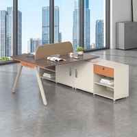 Poste de travail de bureau en îlot, bureau informatique moderne avec cloison de séparation pour employé, ensemble de mobilier de luxe en forme de L pour personnel, vente en gros