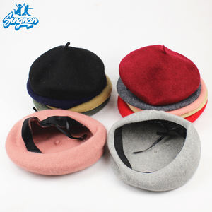 انخفاض موك مخصص الفرنسية الصوف القبعات الناعمة الدافئة متعددة الألوان مع أنماط التطريز الطباعة للفتيات في الهواء الطلق مشاهد - Product Image 2