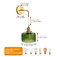 Lampe murale moderne en fer et verre vert pour l'éclairage du salon avec un CRI élevé de 90