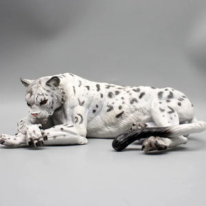 Anime One Piece <span class=keywords><strong>Trafalgar</strong></span> D. Water Law Law Snow Leopard Figurines d'action GK <span class=keywords><strong>Figurine</strong></span> PVC Collection Modèle Jouets Cadeaux d'anniversaire - Product Image 4
