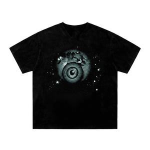 T-shirt unisexe tendance streetwear en coton vintage noir avec imprimé graphique audacieux - Product Image 1