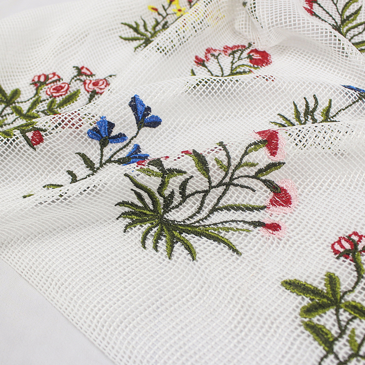 Unique Fleur Polyester Sur Filet En Nylon Multicolore Dentelle Tissu Pour Robe