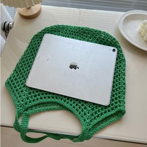 Sac fourre-tout en coton tissé décontracté de luxe, nouveau sac à main en paille creuse, grande capacité, sac à bandoulière décontracté pour les vacances à la plage, fermeture ouverte, deux - Product Image 2