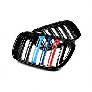 AISKA ABS Noir brillant avec grille de ventilation avant tricolore à double lamelles pour BMW X3 G01 X4 G02 X3M F97 X4M F98 - Product Image 1