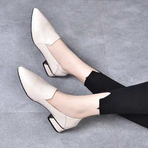 Zapatos de tacón alto para mujer, de cuero mate, con suela de goma, plataforma y base gruesa. Adecuado para ocasiones formales. - Product Image 2
