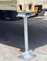 Support de conteneur réglable en hauteur avec base à vis en acier durable, vérin de stabilisation ISO pour les opérations de terminal