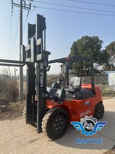 Forklift Diesel Heli K50 5 Ton Bekas Kondisi Bagus untuk Konstruksi Bangunan Garansi 1 Tahun - Product Image 5