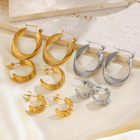 Boucles d'oreilles tendance en acier inoxydable style Instagram européen et américain pour femmes, clous en titane plaqué or en forme de C avec empiècements