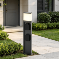 Lampadaire de jardin LED en aluminium avec prise, indice de protection IP44, alimentation CA, pour installation résidentielle et professionnelle