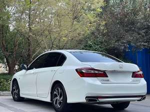<span class=keywords><strong>Honda</strong></span> <span class=keywords><strong>Accord</strong></span> <span class=keywords><strong>2016</strong></span>, 2.0L, Automático, Asientos de Cuero, Techo Solar LED, Cámara Trasera, Interior Espacioso, Neumáticos R16, Volante a la Izquierda, para el Mercado Chino - Product Image 5