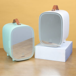 Mini <span class=keywords><strong>Nevera</strong></span> portátil <span class=keywords><strong>para</strong></span> el cuidado <span class=keywords><strong>de</strong></span> la piel <span class=keywords><strong>de</strong></span> 5L, nuevo producto, <span class=keywords><strong>nevera</strong></span> <span class=keywords><strong>pequeña</strong></span>, <span class=keywords><strong>nevera</strong></span> <span class=keywords><strong>de</strong></span> <span class=keywords><strong>belleza</strong></span>, AC DC, mini <span class=keywords><strong>nevera</strong></span> <span class=keywords><strong>para</strong></span> el hogar y el coche - Product Image 1