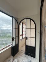 Puertas Francesas Dobles Modernas de Aluminio con Diseño Arqueado para Sala de Estar, Balcón, Hotel y Restaurante