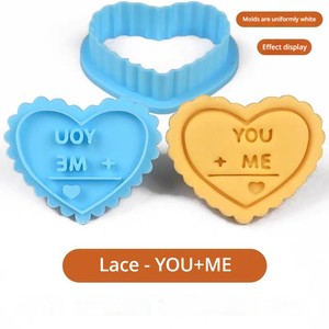 Ensemble de moules à biscuits en forme de cœur avec message anglais émouvant : votre outil pour des biscuits qui parlent de tout cœur - Product Image 2