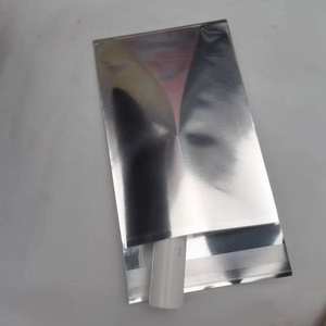 Sobre autoadhesivo de papel de aluminio personalizado, bolsa holográfica láser Mylar para ropa cosmética - Product Image 1