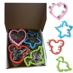Eco-friendly 4pcs <span class=keywords><strong>Mouse</strong></span> Dinosaur Star Heart cucina in acciaio inox strumenti di cottura per bambini Sandwich Cookie Cutter Mold Stamp Set - Product Image 6