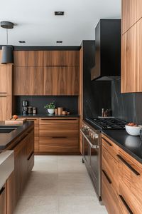 Armoires de <span class=keywords><strong>cuisine</strong></span> contemporaines en bois grainé sur mesure, <span class=keywords><strong>cuisine</strong></span> moderne en placage de noyer à panneaux plats avec îlot central pour la rénovation de la maison - Product Image 5