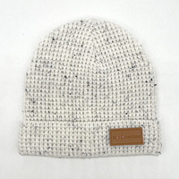 Bonnet en tricot gaufré avec logo brodé personnalisé, en fil mélangé, chaud pour l'hiver, texturé et doux, pour femme