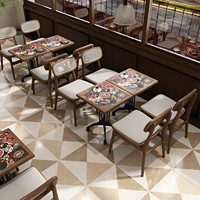 Pack de mobilier de restauration haute durabilité : Table ronde en mosaïque artistique et chaises en rotin canné, idéal pour pâtisserie et salon de thé