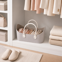 Panier de rangement minimaliste en cuir gris clair durable avec double poignée, multi-usages, texture croco gaufrée pour entrée et chambre