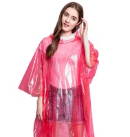 Poncho de pluie jetable promotionnel avec logo imprimé Vêtements de pluie à capuche pour une personne pour les activités de plein air comme la randonnée