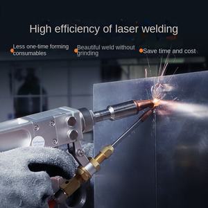 Qichen <span class=keywords><strong>Laser</strong></span> Handheld <span class=keywords><strong>Laser</strong></span> Soldador Cleaner Cutter Industrial <span class=keywords><strong>Laser</strong></span> Soldado Ar Refrigerado Máquina de solda a <span class=keywords><strong>laser</strong></span> para metal 800W - Product Image 4