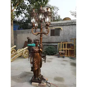 Estatua de arte artesanal de metal decoración exterior escultura de bronce con lámpara