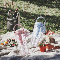 Botol Minum Plastik Kapasitas Besar untuk Olahraga Luar Ruangan, Hiking, Pernikahan, Musim Panas, dengan Sedotan, Cangkir Minum Portabel, Dua Fungsi, Motif Bunga