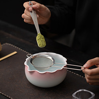 Ensemble Matcha Sept Pièces à Motif Floral, Nouveau Style Chinois, Coffret Cadeau Comprenant Bol à Thé avec Bec Verseur, Fouet Chasen, Cuillère Chashaku