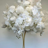 Décorations et fournitures de mariage MoKtong : Centres de table floraux blancs durables et abordables avec installation facile