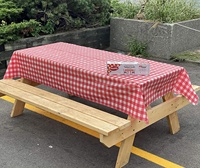 Rouleau de nappe jetable de 100 pieds x 54 pouces, rouleau de nappe en plastique à carreaux rouge et blanc pour les fêtes en intérieur ou en extérieur