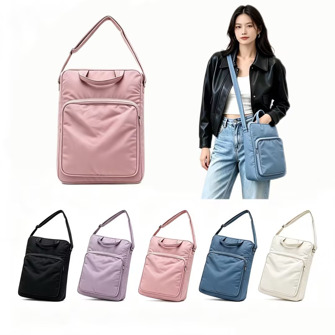 Lightweight Large Capacity Shoulder Bag