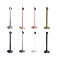 Poteau de barrière de ceinture en acier rétractable 2M 3M 5M poteaux de contrôle de file d'attente avec corde de contrôle de ligne pour le contrôle des foules et le support