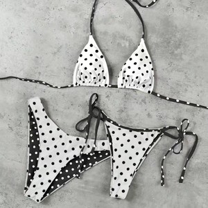 PEEQI 251208 Nouvelle collection <span class=keywords><strong>de</strong></span> bikinis trois pièces pour femmes, imprimé à pois, ensemble sexy avec soutien-gorge et short, <span class=keywords><strong>tenue</strong></span> <span class=keywords><strong>de</strong></span> <span class=keywords><strong>plage</strong></span> pour les vacances - Product Image 1