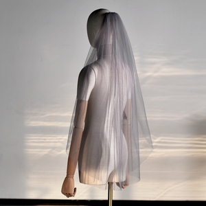 Voile de mariée <span class=keywords><strong>gris</strong></span> transparent très populaire, voile uni monocouche avec peigne à cheveux - Product Image 3