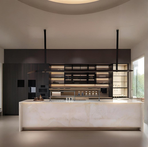 Mueble de Cocina Moderno Estilo Occidental con Isla Elevable, Iluminación LED y Vinoteca de Vidrio para Casa o Villa - Product Image 1