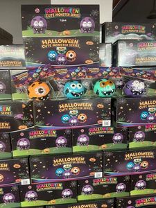 Balle anti-stress à viscosité lente pour Halloween, motif visage de chien changeant, pour unisexe 15 ans et plus - Product Image 5