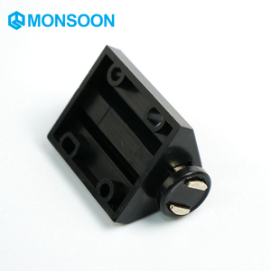 <span class=keywords><strong>Loquet</strong></span> de <span class=keywords><strong>porte</strong></span> en alliage de zinc double <span class=keywords><strong>loquet</strong></span> à billes en plastique à colonne unique <span class=keywords><strong>pour</strong></span> <span class=keywords><strong>porte</strong></span> <span class=keywords><strong>d</strong></span>'<span class=keywords><strong>armoire</strong></span> - Product Image 6