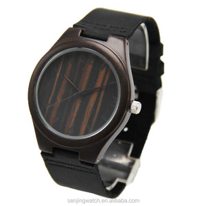 Montre en bois de noyer naturel, bracelet en cuir de vache véritable fait main, cadeau d'anniversaire pour lui, cadeau pour les garçons d'honneur, petit ami, papa - Product Image 1
