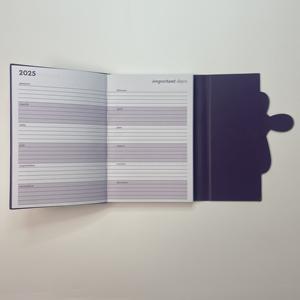 Agenda <span class=keywords><strong>Semanal</strong></span> Personalizada al por Mayor A5 2024-2025, Tapa Dura de PU, Calendario de 17 Meses, Cuaderno Triple, Morado Oscuro - Product Image 5