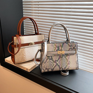 2024 Nuevo Bolso de Hombro de Lujo a la Moda para Damas de Piel Sintética con Patrón de Cocodrilo y Cierre de Inserción Bolsos Cruzados para Mujer - Product Image 2