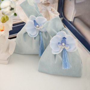 Sacs en velours doux de haute qualité, forme de fleur, style vintage, pochettes à bijoux, sacs à bonbons, cadeaux de Noël et de mariage, pochette en velours - Product Image 3