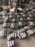 Machine à couler le PU chinoise à 60 stations et 3 réservoirs pour la fabrication de semelles en PU, machine à fabriquer des chaussures