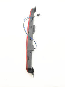 Genuino <span class=keywords><strong>3.</strong></span> Luz de freno para mercedes-benz W205 C200 C260 W253 GLC250 GLC300 W156 GLA200 GLA220 A1569069600 - Product Image 6