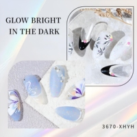 Vernis à ongles UV fluorescent réfléchissant effet néon qui brille dans le noir, en gel, à retirer par trempage, pour nail art, vente en gros OEM/ODM