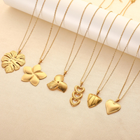 Set Perhiasan Kalung dan Anting Bunga Hati Lapis Emas 18K dari Baja Anti Karat untuk Wanita (Grosir)