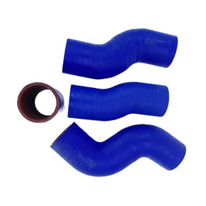 Tuyau en silicone automobile résistant aux hautes températures à coupe personnalisée manchon extérieur bleu intérieur rouge JUYAO modèle 1119123A0-3K660 - Product Image 3