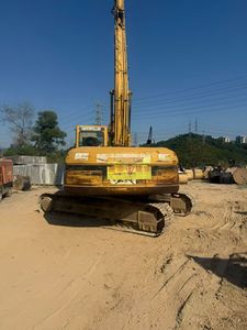 Excavatrice d'occasion CAT 320CL 20T pour travaux de construction, avec bras long de 18 m, moteur hydraulique stable, performances fiables, usage intensif. - Product Image 3